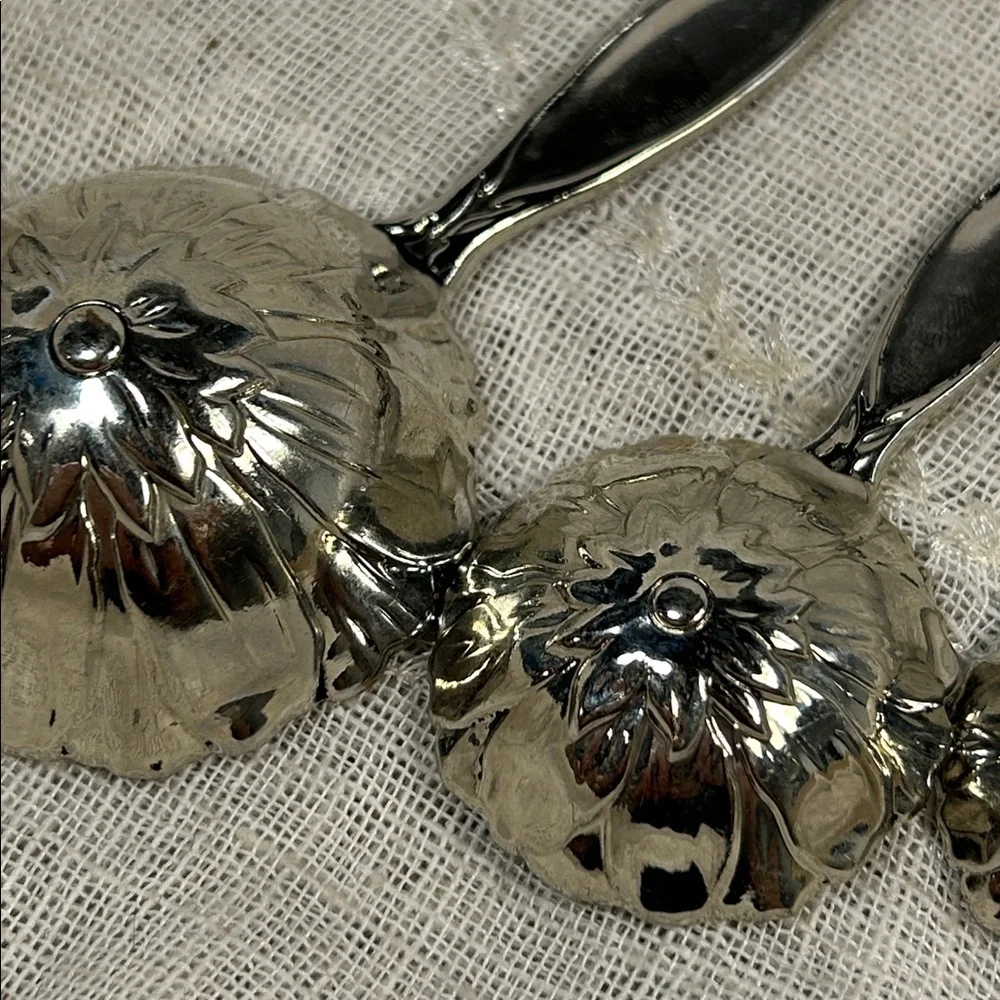 Just Bee Happy measuring spoons